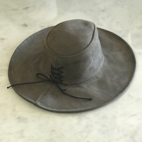 LF Accessories - Faux suede hat